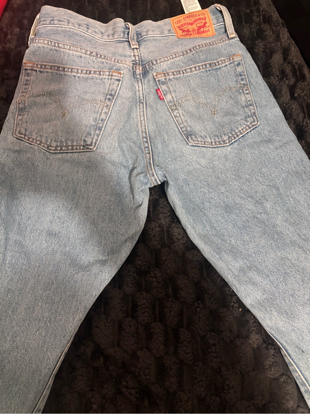 Levi’s Classic Light Wash Women's Distressed Jeans - Picture 3 of 3